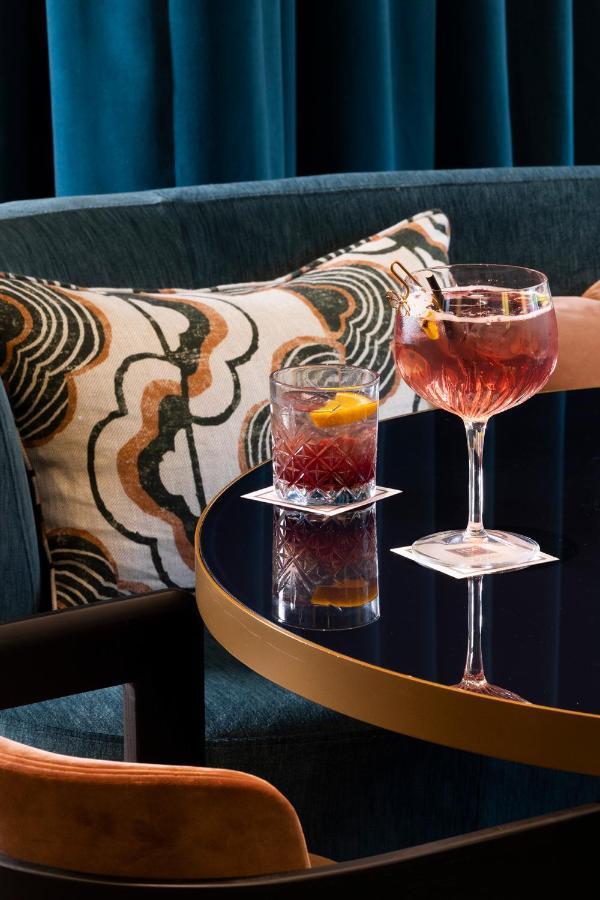Hotel Montalembert Париж Екстериор снимка